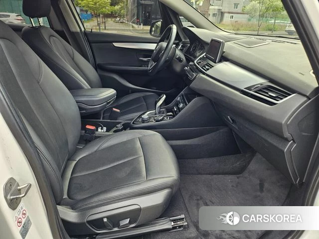 BMW 2 Series Active Tourer (F45) 2019 Белый из Кореи, фото 4