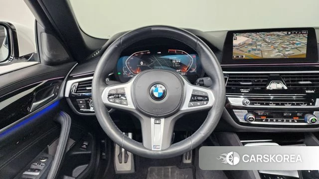 BMW 5 Series (G30) 2020 Белый из Кореи, фото 4