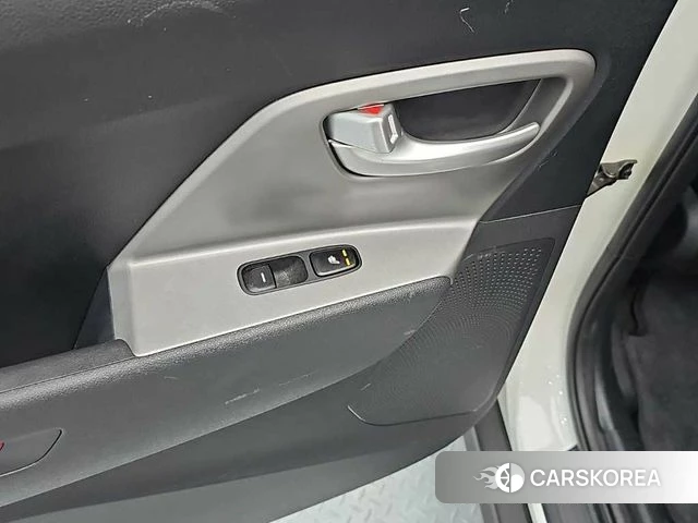 Kia Niro Plus 2022 Белый из Кореи, фото 4