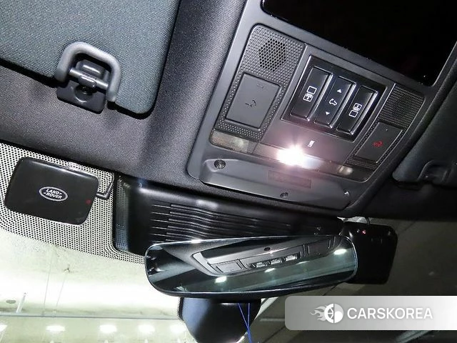 Land Rover Discovery 5 2025 Белый из Кореи, фото 4