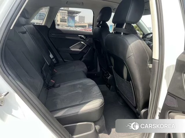 Audi Q3 2023 Белый из Китая, фото 4