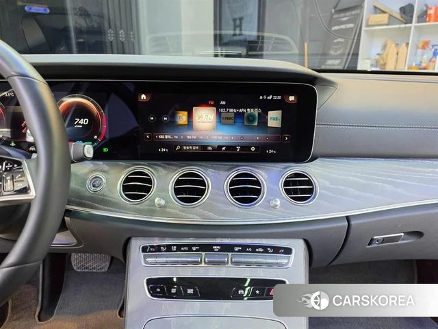 Mercedes-Benz E-Class W213 2022 Белый из Кореи, фото 4