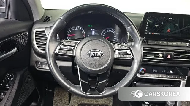 Kia Seltos 2021 Серый из Кореи, фото 4