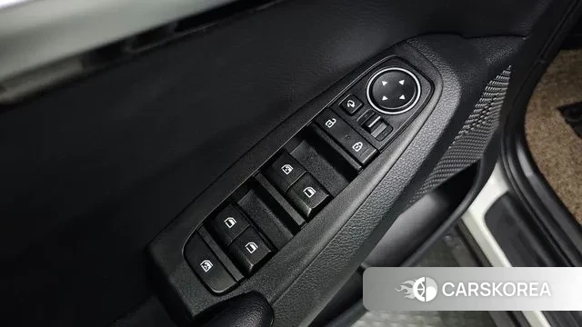 Kia Seltos 2022 Белый двухцветный из Кореи, фото 4