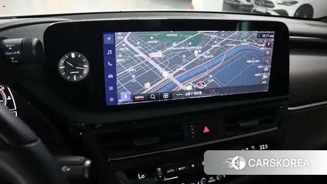 Lexus ES300h 7th generation 2024 Белый из Кореи, фото 4