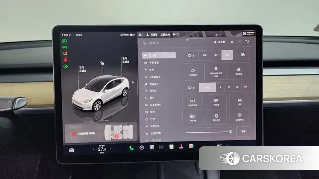 Tesla Model Y 2023 Белый из Кореи, фото 4