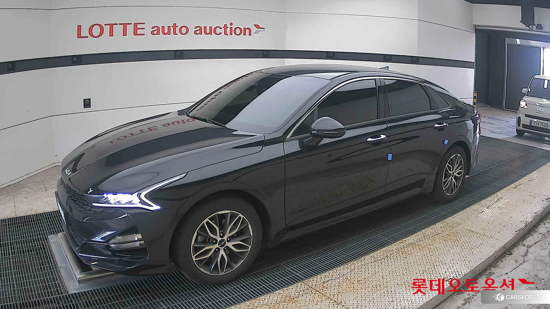 Kia K5 2023 Aurora Black Pearl из Кореи, фото 4