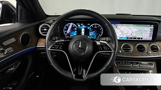 Mercedes-Benz E-Class W213 2021 Черный из Кореи, фото 4