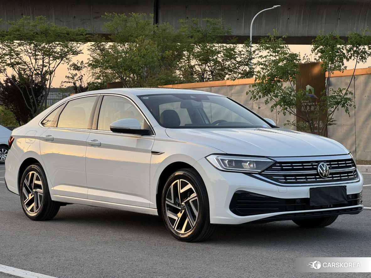 Volkswagen Sagitar 2024 Белый из Китая, фото 4