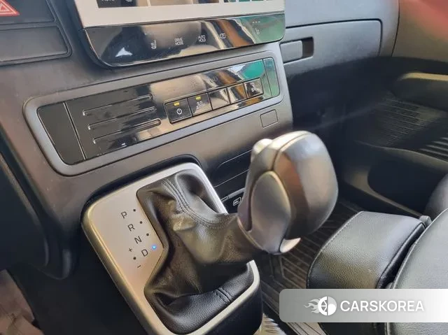 Hyundai Staria 2021 Желтый из Кореи, фото 4