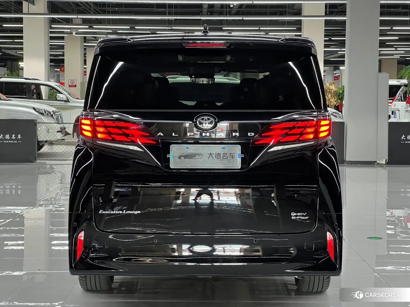 Toyota Elfa 2024 Черный из Китая, фото 4
