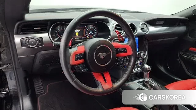Ford Mustang 2022 Черный из Кореи, фото 4