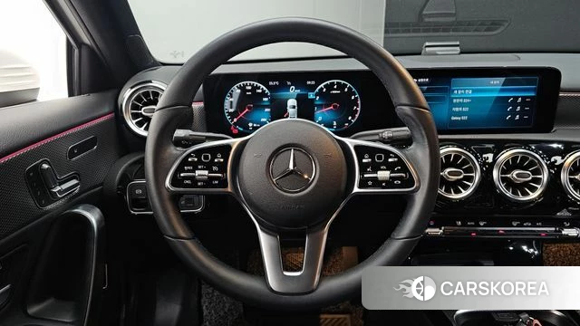 Mercedes-Benz A-Class W177 2021 Белый из Кореи, фото 4