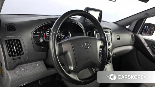 Hyundai The New Grand Starex 2018 Серебристо-серый из Кореи, фото 4