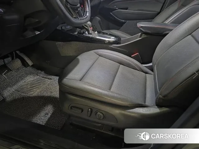 Chevrolet (GM Daewoo) Trax Crossover 2023 Белый из Кореи, фото 4