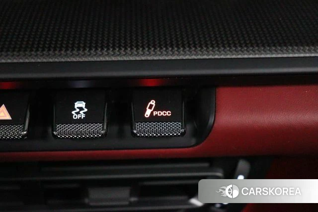 Porsche 911(992) 2023 Жемчужный цвет из Кореи, фото 4