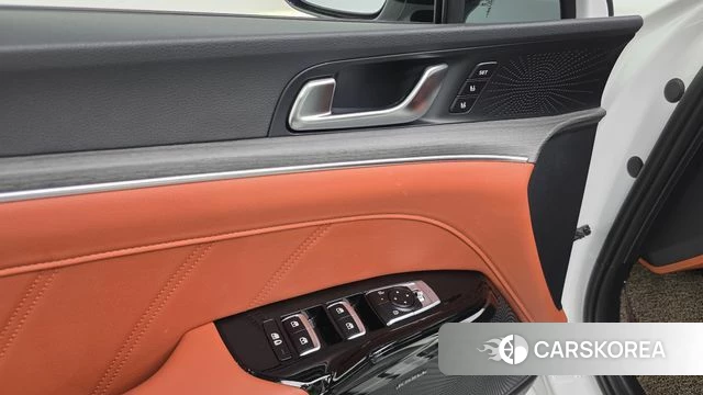 Kia The New K5 Hybrid 3rd generation 2024 Белый из Кореи, фото 4