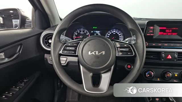 Kia The New K3 2nd generation 2021 Серебристо-серый из Кореи, фото 4