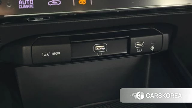 Kia Di Ol Nu Niro 2022 Белый из Кореи, фото 4