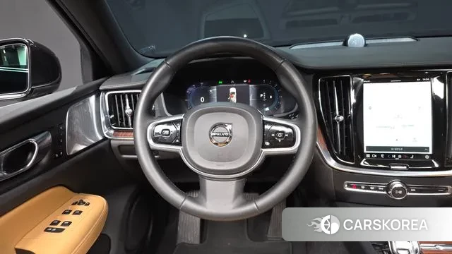 Volvo S60 3rd generation 2022 Черный из Кореи, фото 4