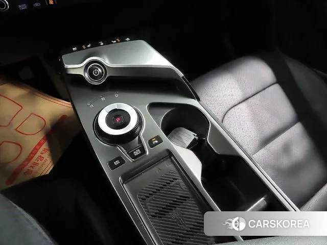 Kia EV6 2022 Жемчужный цвет из Кореи, фото 4