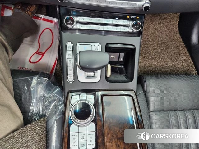 Genesis G90 2019 Черный из Кореи, фото 4