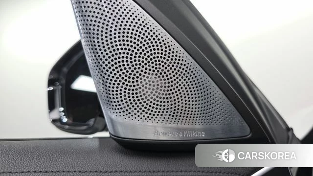 BMW 5 Series (G30) 2018 Белый из Кореи, фото 4