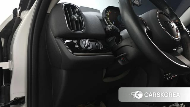 Mini Cooper Countryman 2023 Белый из Кореи, фото 4