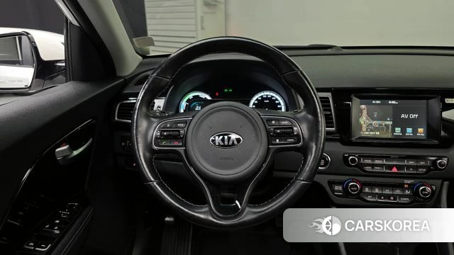 Kia Niro 2018 Белый из Кореи, фото 4