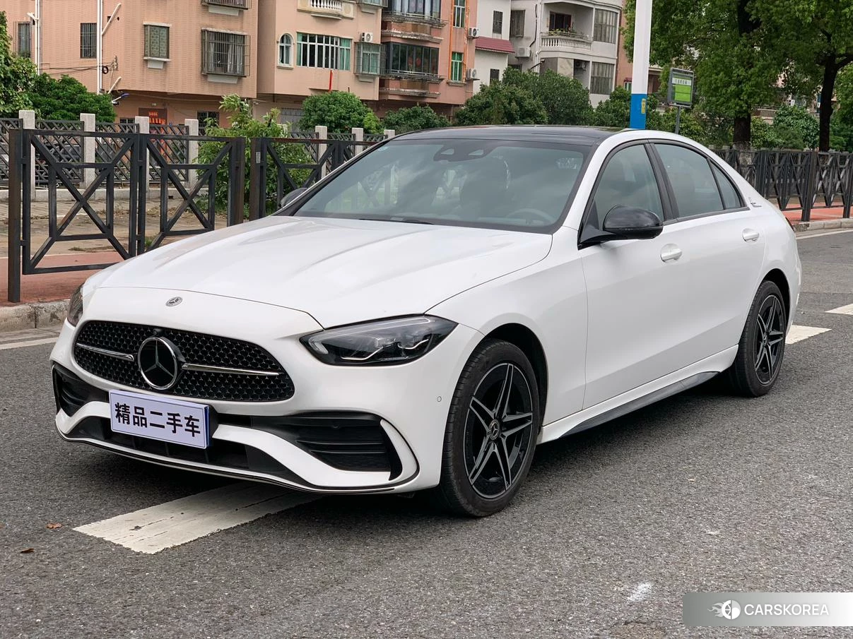 Mercedes-Benz Class C 2024 Белый из Китая, фото 4