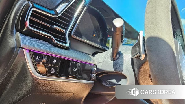 Kia Sportage 5th Generation Hybrid 2022 Белый из Кореи, фото 4