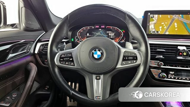 BMW 5 Series (G30) 2022 Белый из Кореи, фото 4