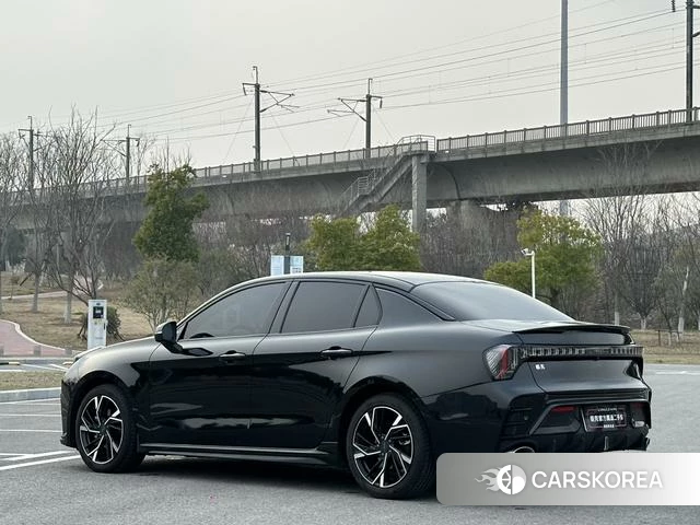 Lynk 03 2025 Черный из Китая, фото 4