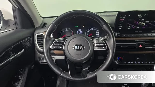 Kia Seltos 2020 Белый из Кореи, фото 4