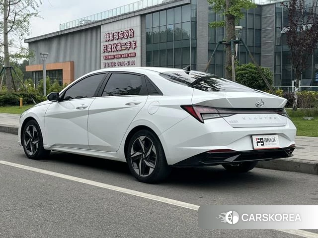 Hyundai Elantra 2022 Белый из Китая, фото 4