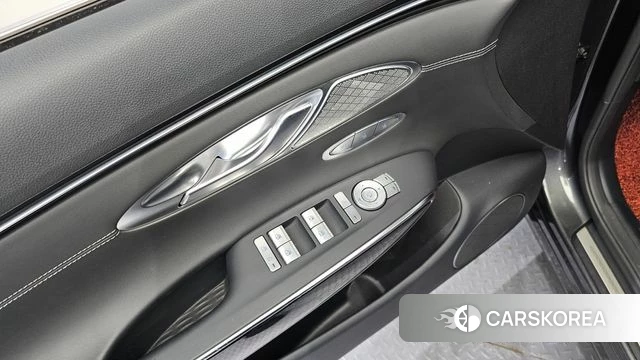 Genesis GV70 2023 Серый из Кореи, фото 4