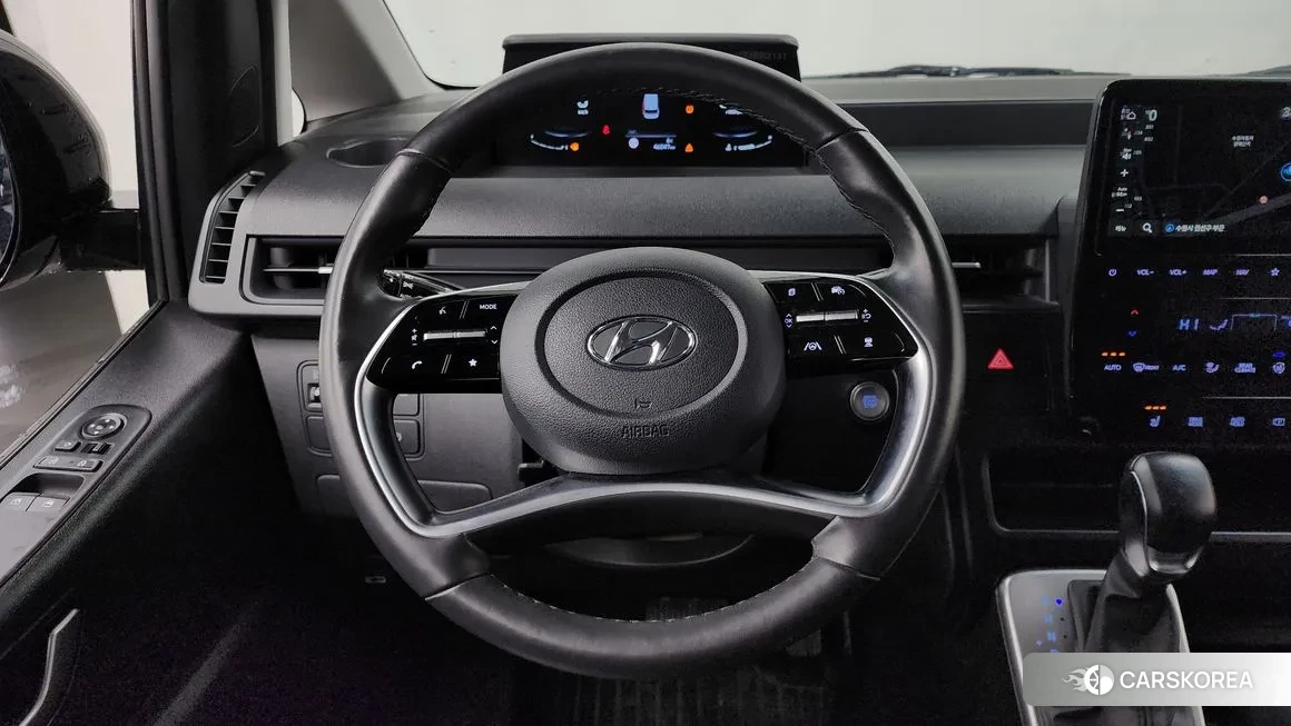 Hyundai Staria 2022 Серебряный из Кореи, фото 4