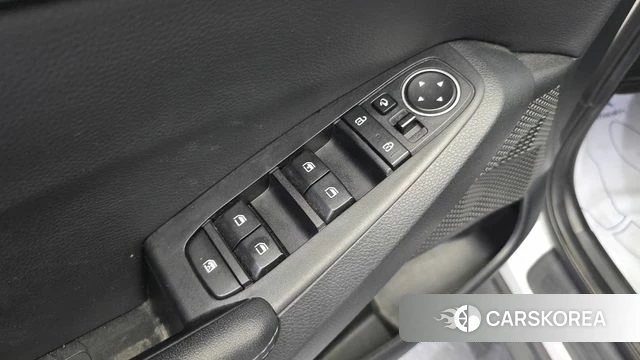 Kia Seltos 2022 Белый из Кореи, фото 4