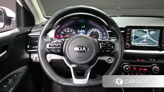 Kia Stonic 2020 Белый из Кореи, фото 4