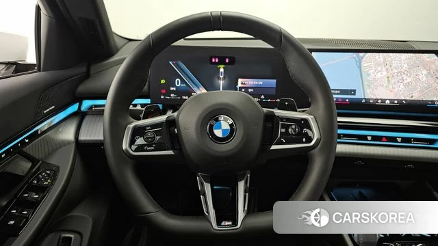 BMW 5 Series (G60) 2025 Белый из Кореи, фото 4