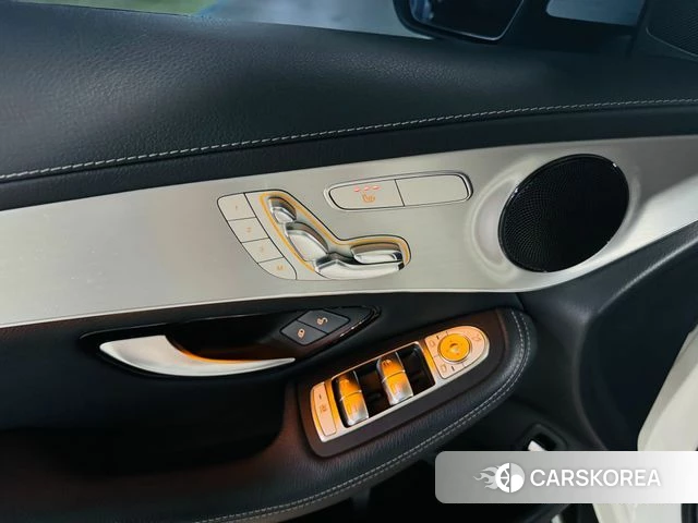 Mercedes-Benz GLC-Class X253 2018 Белый из Кореи, фото 4