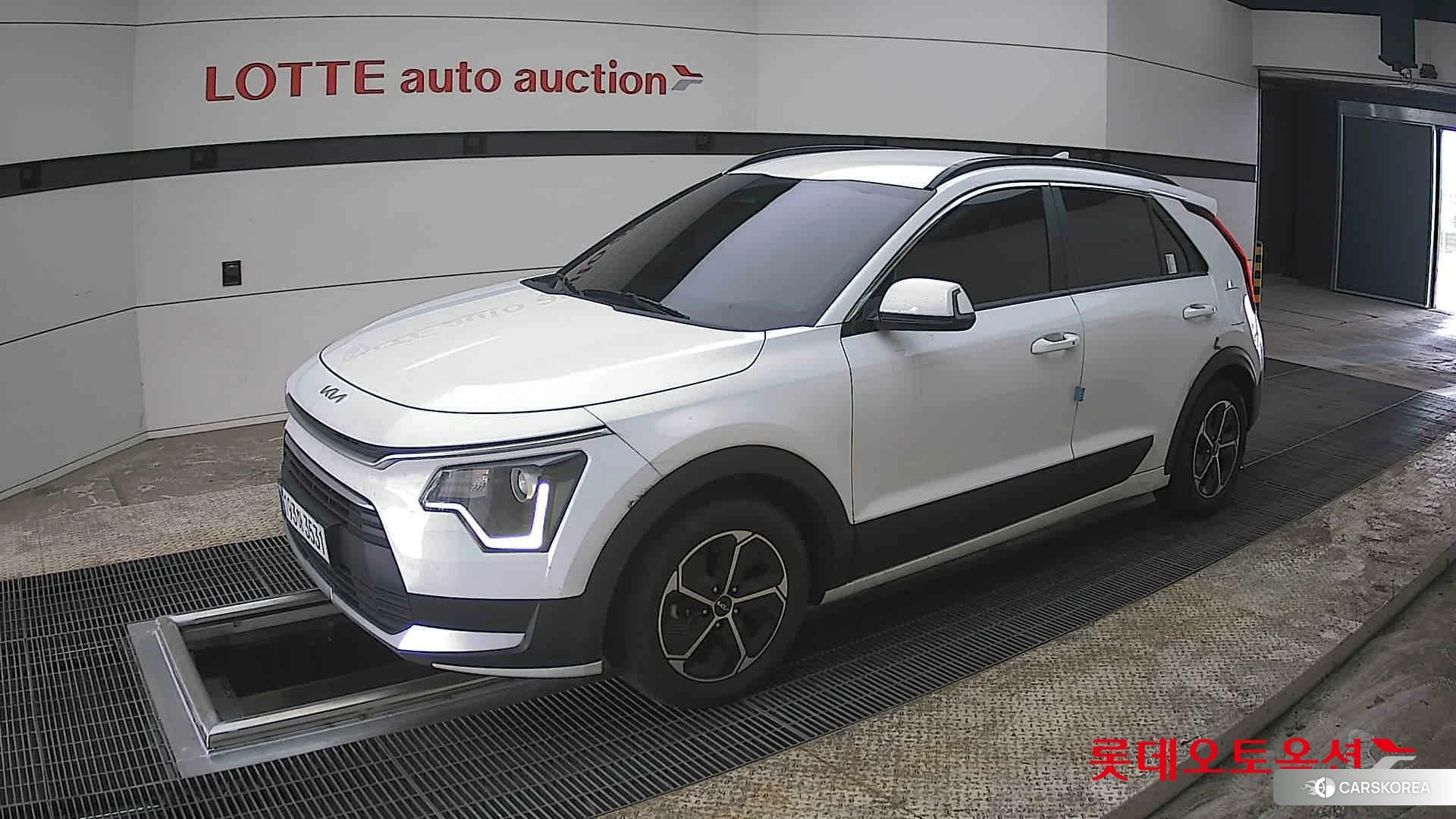 Kia Niro Hybrid 2022 Snow White Pearl (optional) из Кореи, фото 4