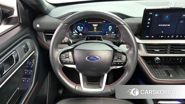 Ford Explorer 6th Generation 2024 Черный из Кореи, фото 4