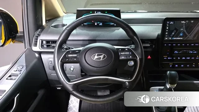 Hyundai Staria 2024 Желтый из Кореи, фото 4