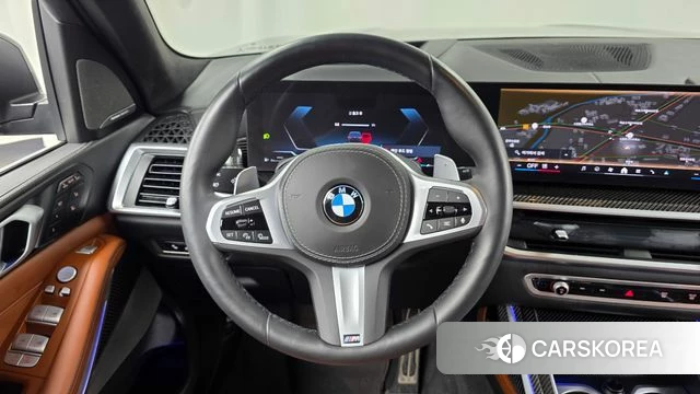 BMW X7 (G07) 2025 Черный из Кореи, фото 4