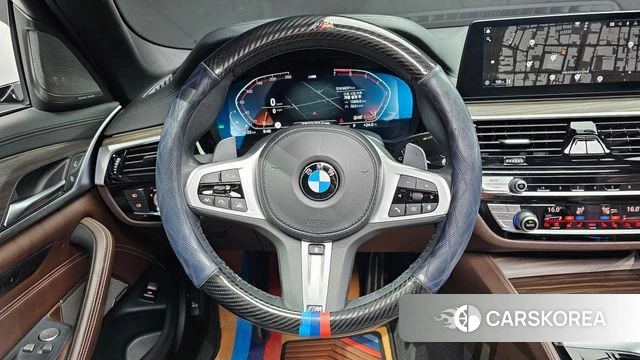 BMW 5 Series (G30) 2020 Белый из Кореи, фото 4