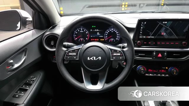 Kia The New K3 2nd generation 2022 Белый из Кореи, фото 4