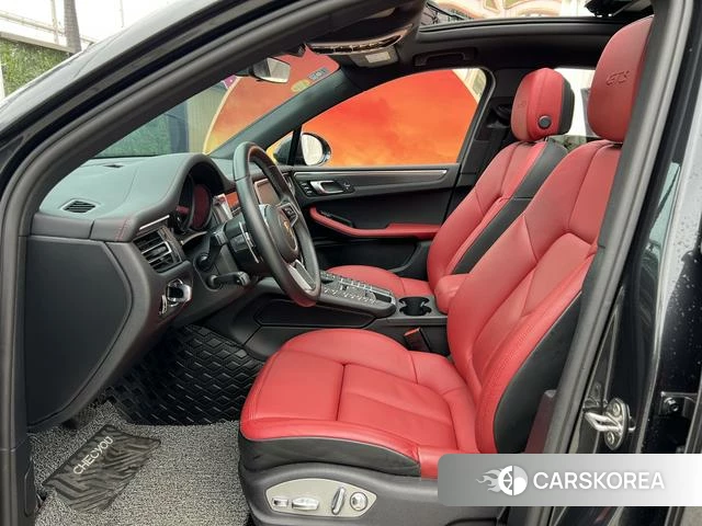 Porsche Macan 2021 Темно-серый из Китая, фото 4