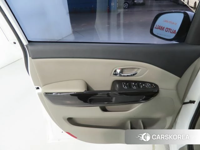 Kia The New Carnival 2019 Белый из Кореи, фото 4
