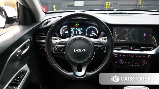 Kia Niro Plus 2022 Белый из Кореи, фото 4